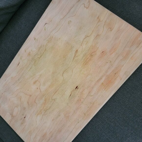 Non-Toxic Cutting Board Serving board in Cherry Wood Chemical free LIGHTLY USED - Picture 5 of 6